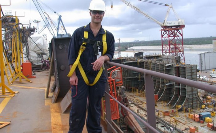 وضعیت درآمد و استخدام مهندس دریا